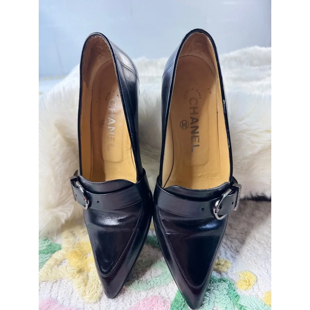 Chanel ‎ vintage Leather Pointed Toe Buckle Loafers Low Block Heel Italy 36 - Picture 2 of 10